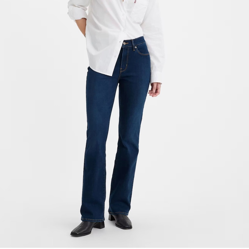 Levi’s dark wash 515. Boot cut